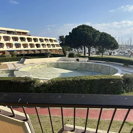 Apartment Appt Climatise Port Camargue Pc060-2072 Le Grau-du-Roi